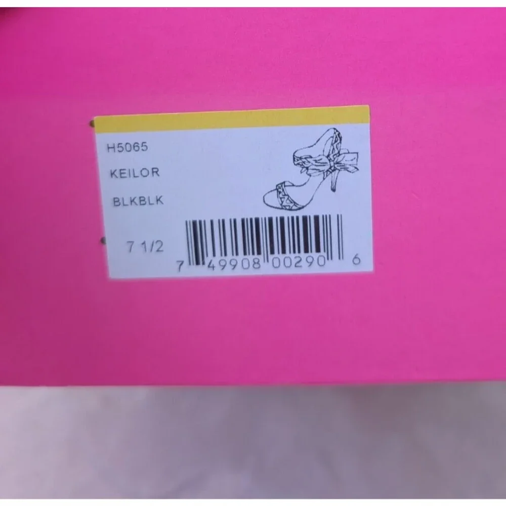 Betsey Johnson glossy patent